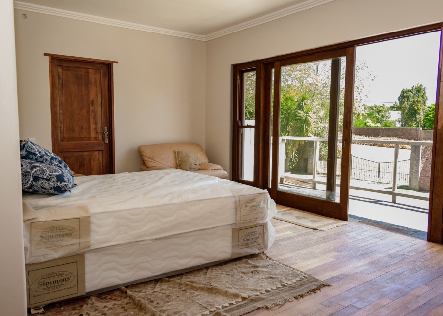 8 Bedroom Property for Sale in Colleen Glen Eastern Cape